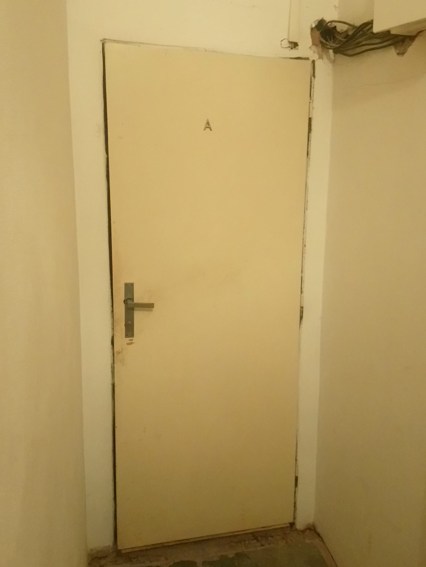 Dobové Dveře Vstupní Bytové 13A