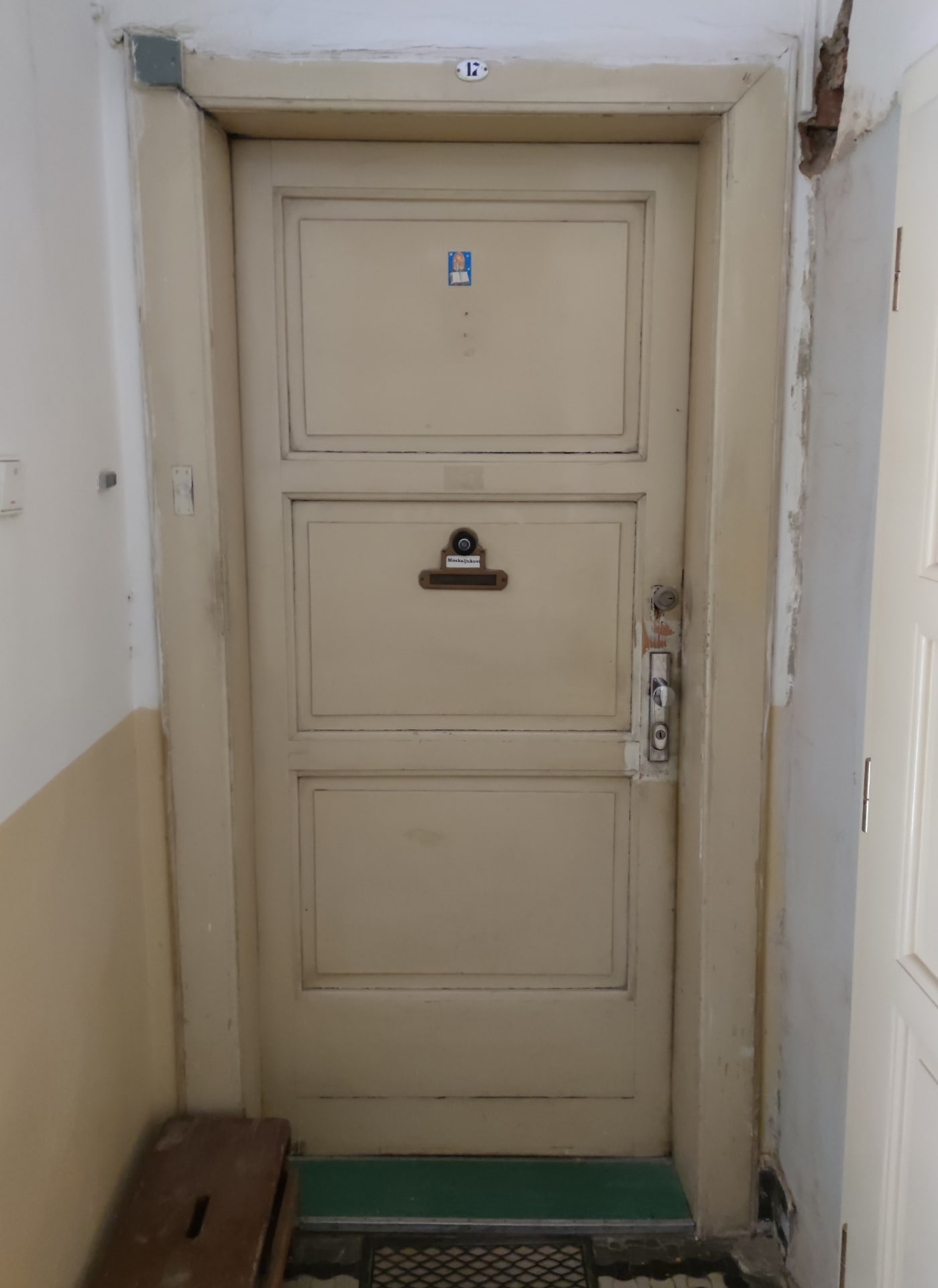 Dobové Dveře Vstupní Bytové 23A